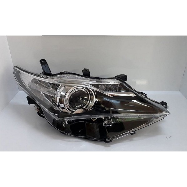 AURİS 2013-2015 SAĞ FAR