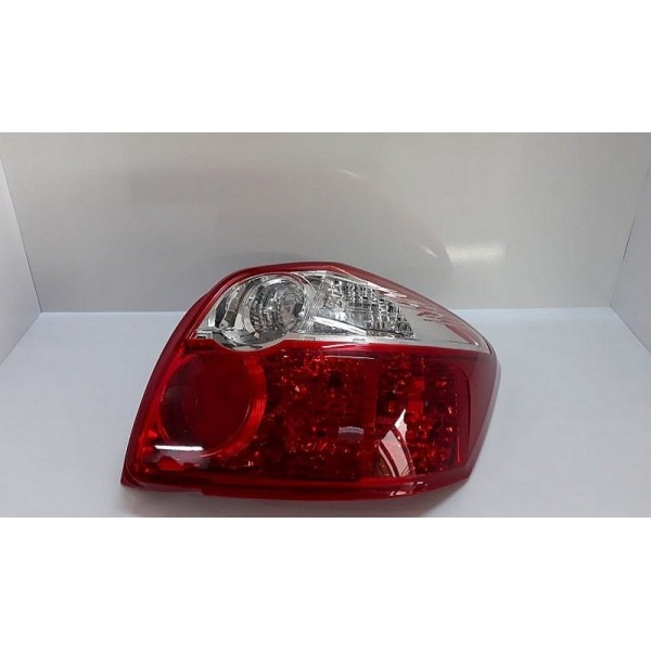 AURİS 2010-2013 SAĞ STOP